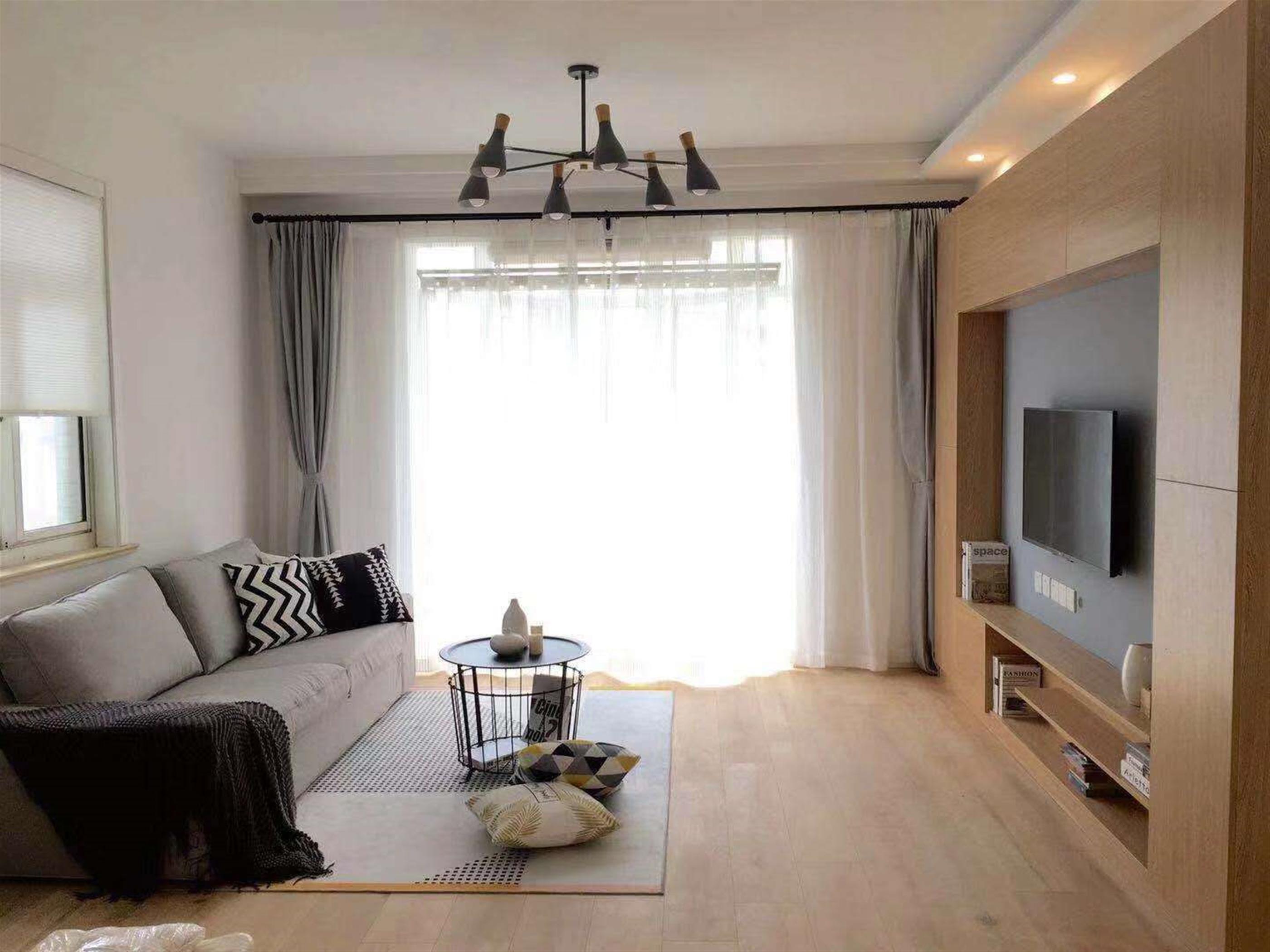 Large Living Room Convenient Newly-Renovated 2BR FFC Xinghua Rd Apt Nr LN 10/11 for Rent in Shanghai
