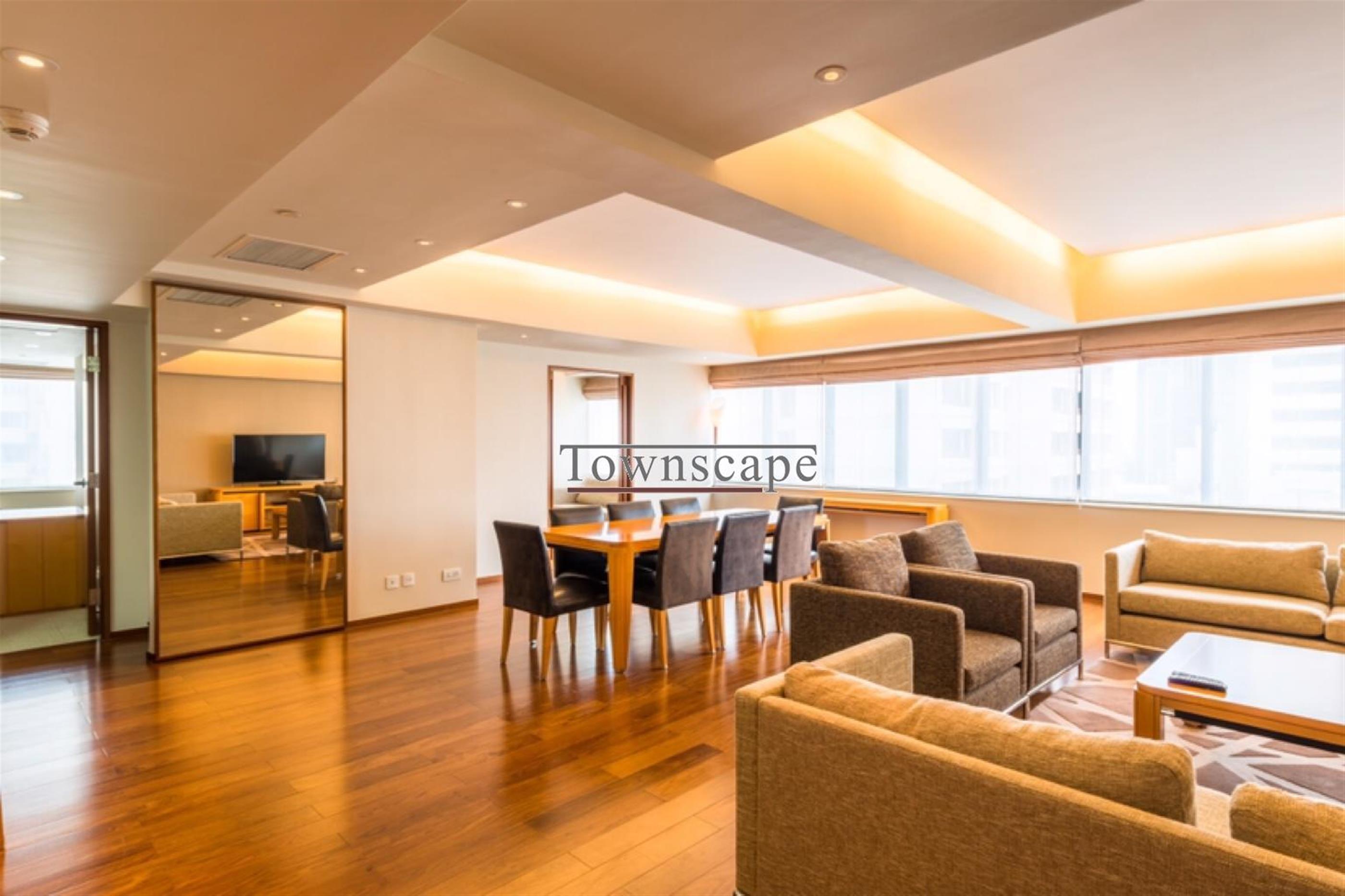 Deluxe Luxury 4BR Jing’an Service Apartments Nr LN 2 for Re