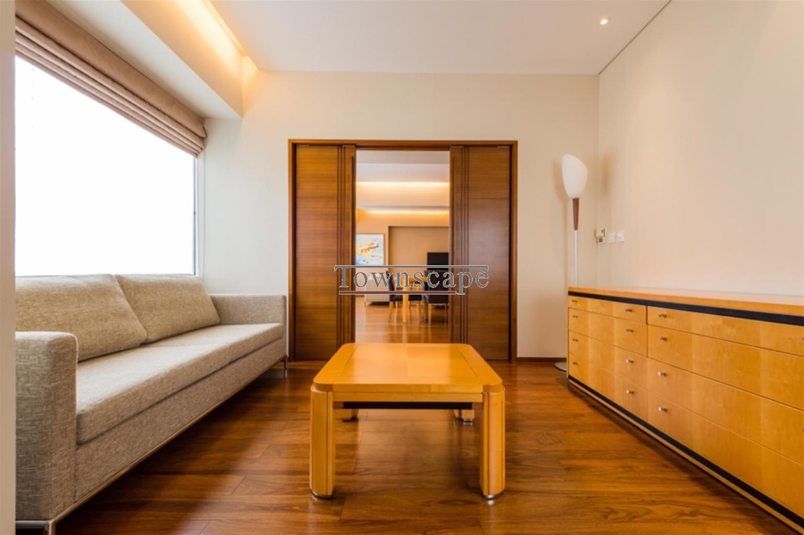 meeting room Deluxe Luxury 4BR Jing’an Service Apartments Nr LN 2 for Rent in Shanghai