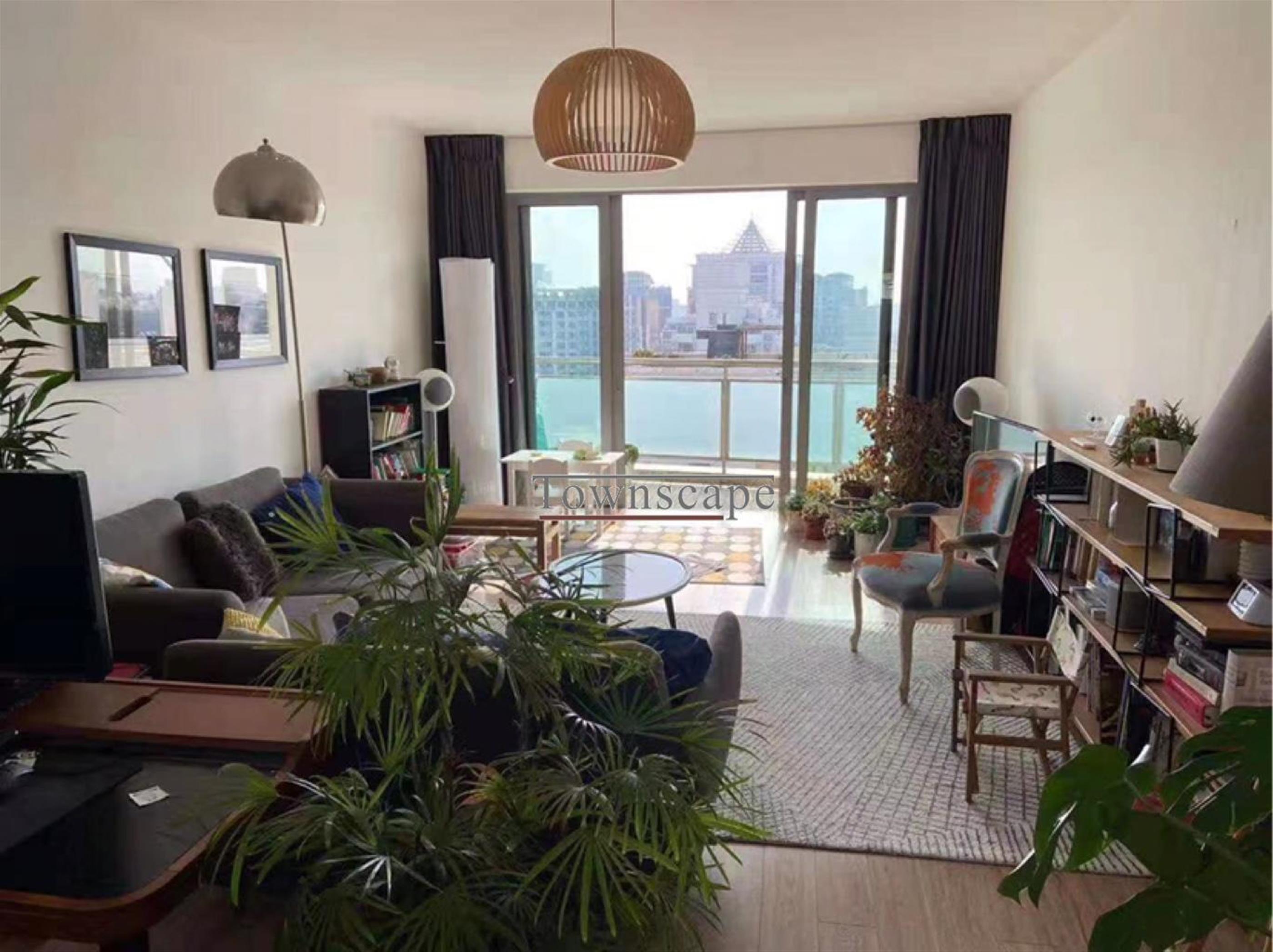 pretty decorations Fabulous Spacious Le Cite 3BR Apt in the Clouds Nr LN 1/9/11 for Rent in Shanghai’s Xujiahui