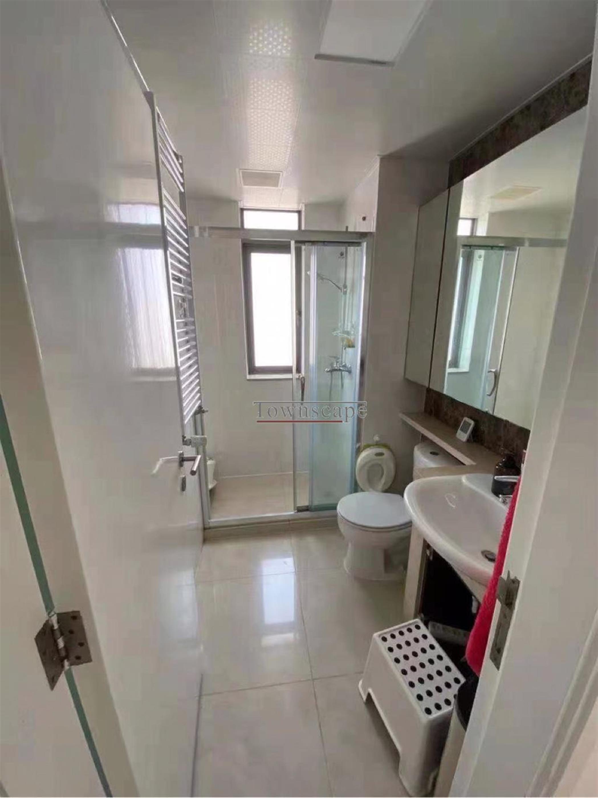 Bright Bathroom Fabulous Spacious Le Cite 3BR Apt in the Clouds Nr LN 1/9/11 for Rent in Shanghai’s Xujiahui