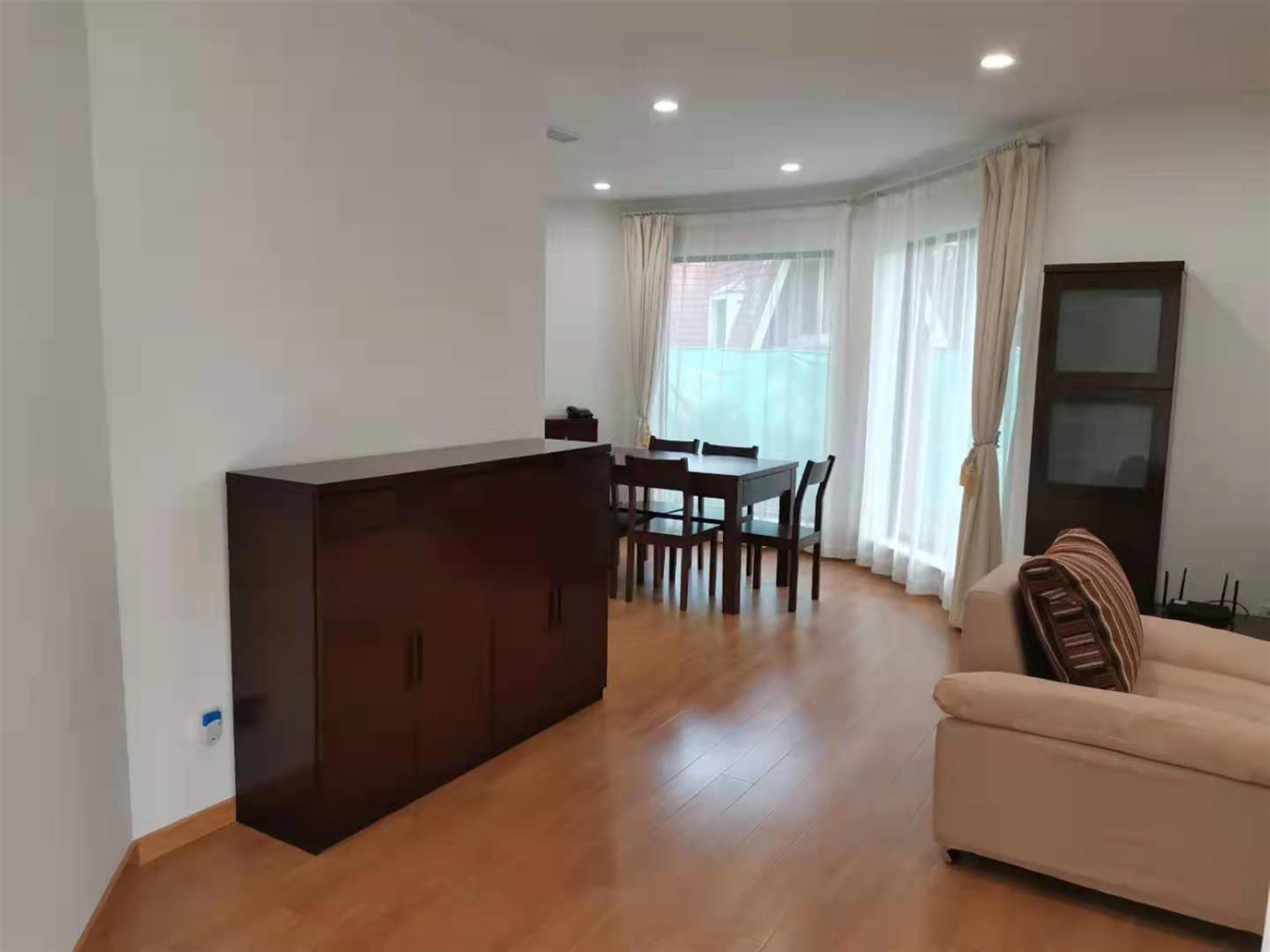 Open living area Bright Spacious Convenient 4BR Villa nr LN 10 for Rent near Shanghai Zoo