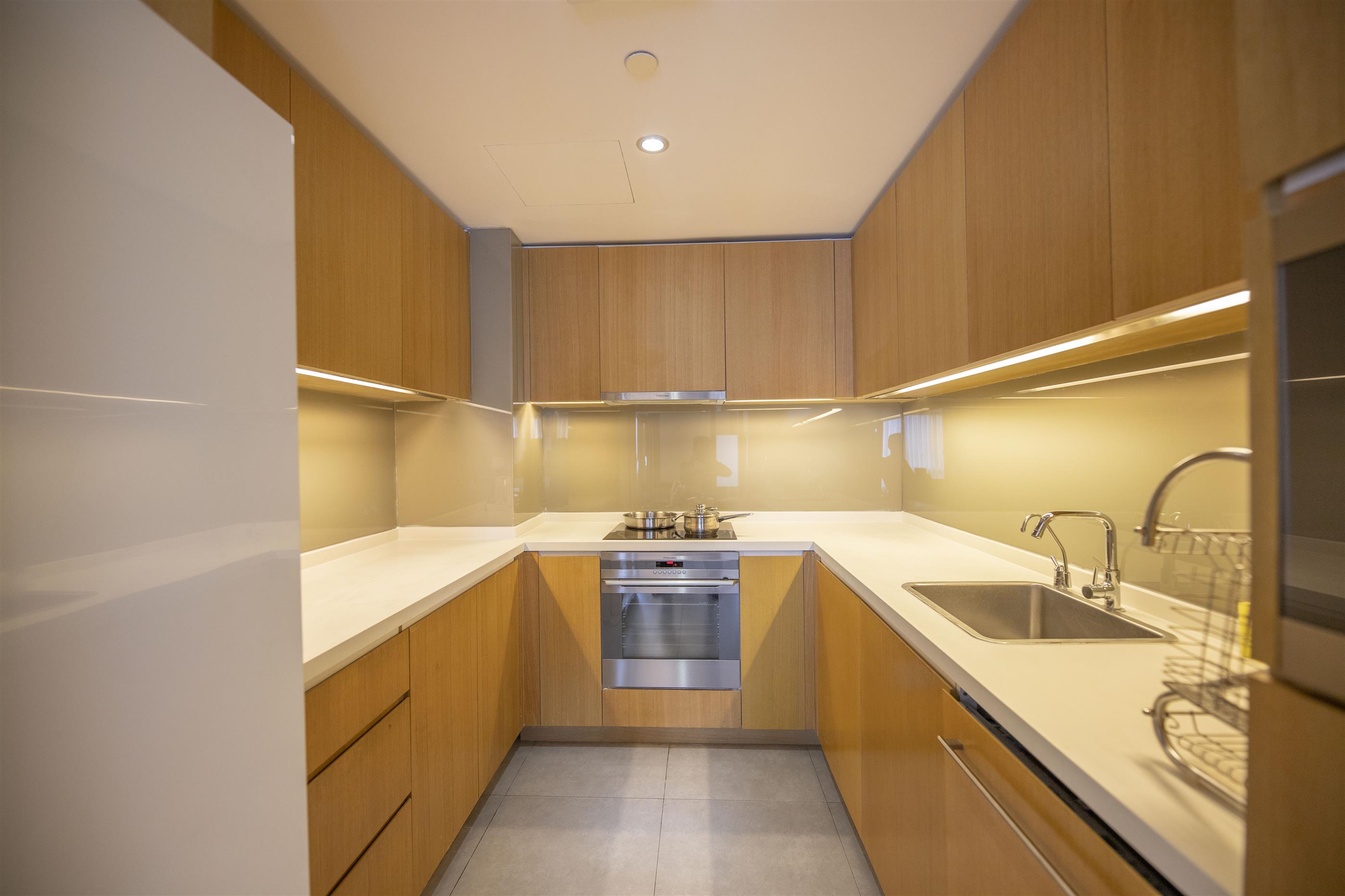 Modern Kitchen Luxurious Xintiandi 3BR Service Apartment nr LN 8/10/13 for Rent in Shanghai