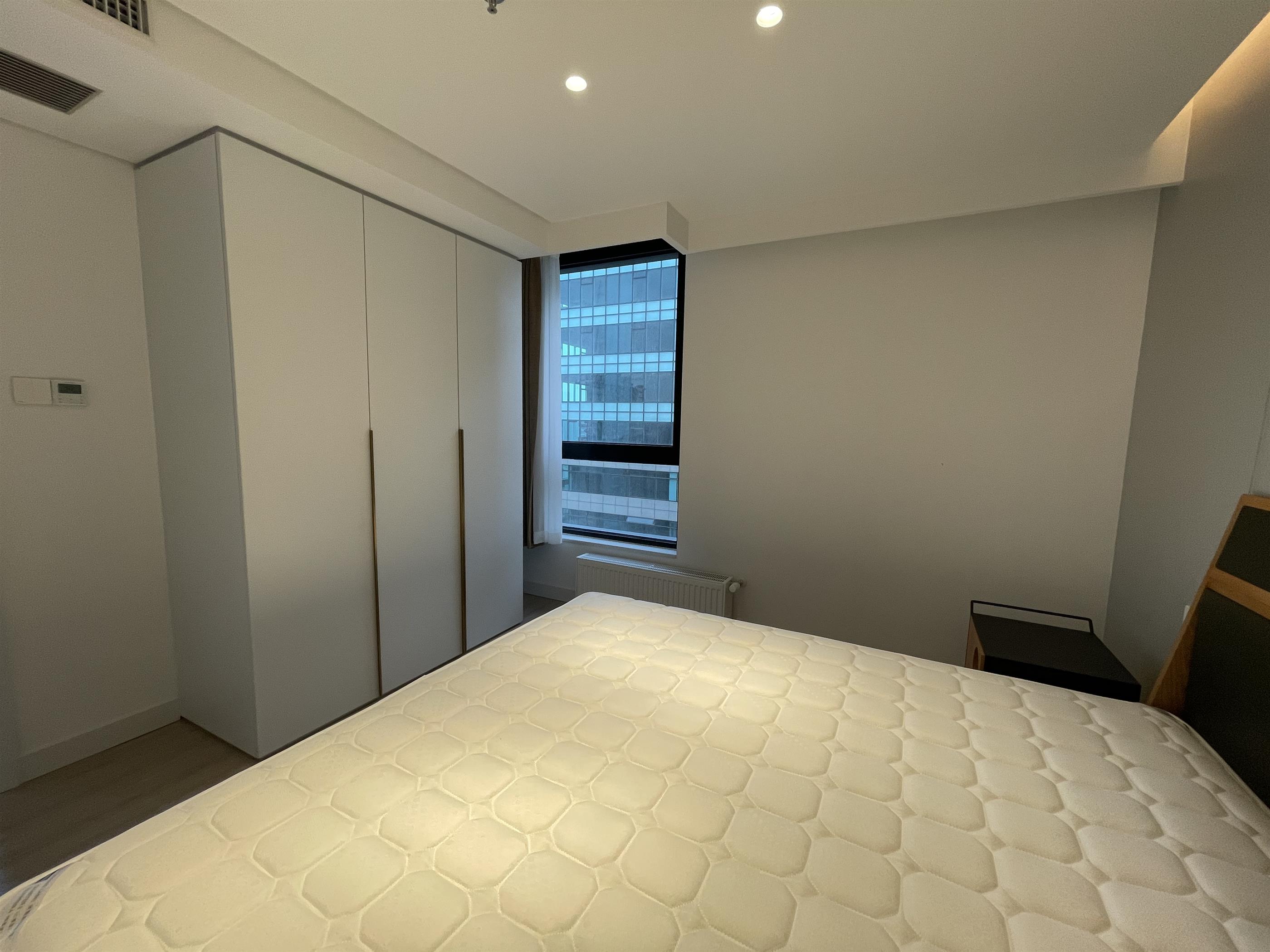 big bed Modern Budget Zhongshan Park 1BR Service Apartment nr LN 2/3/4 for Rent in Shanghai