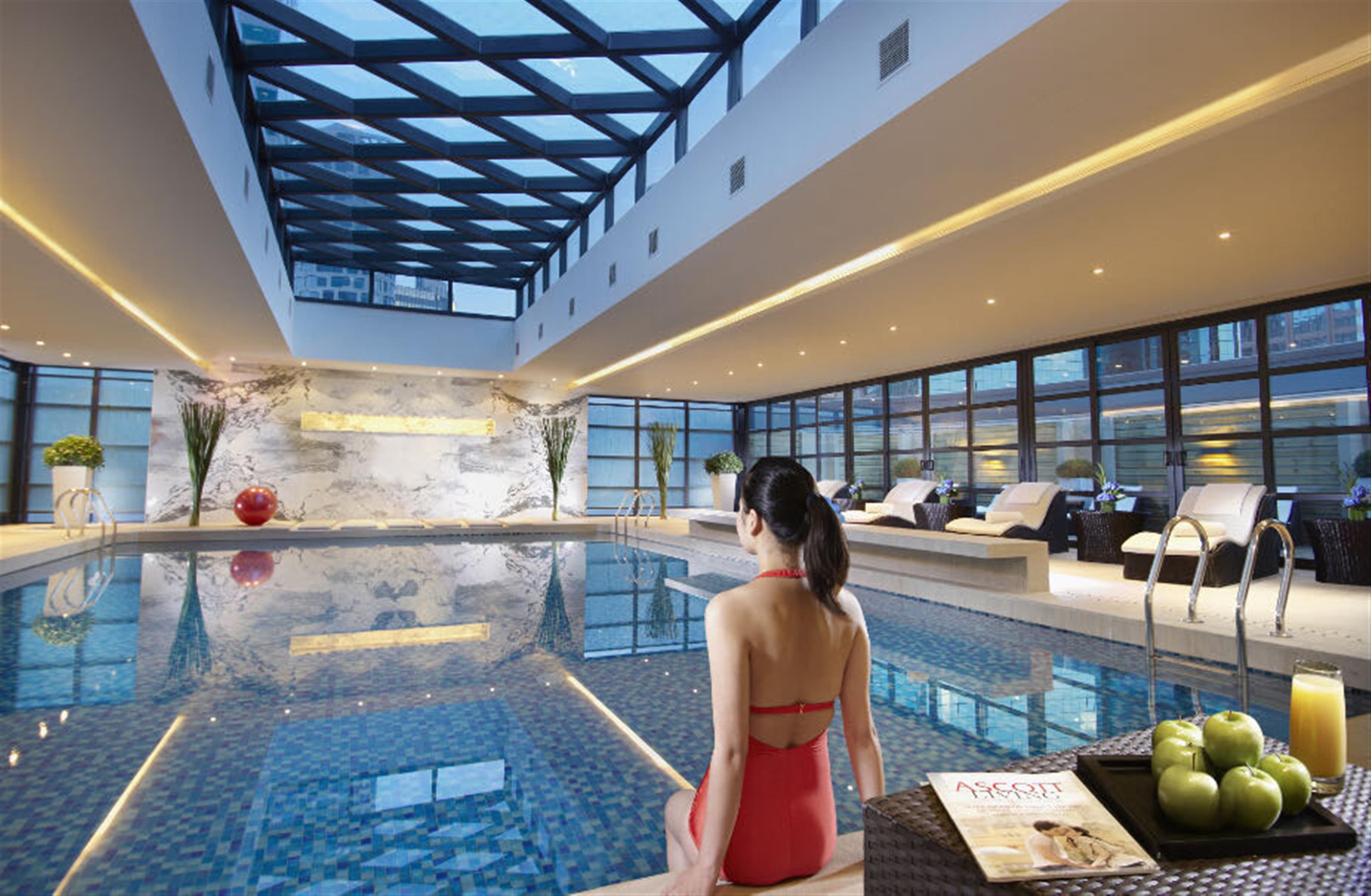 Swimming Pool Huaihai Studio Service Apartments nr LN 1 for Rent in Shanghai