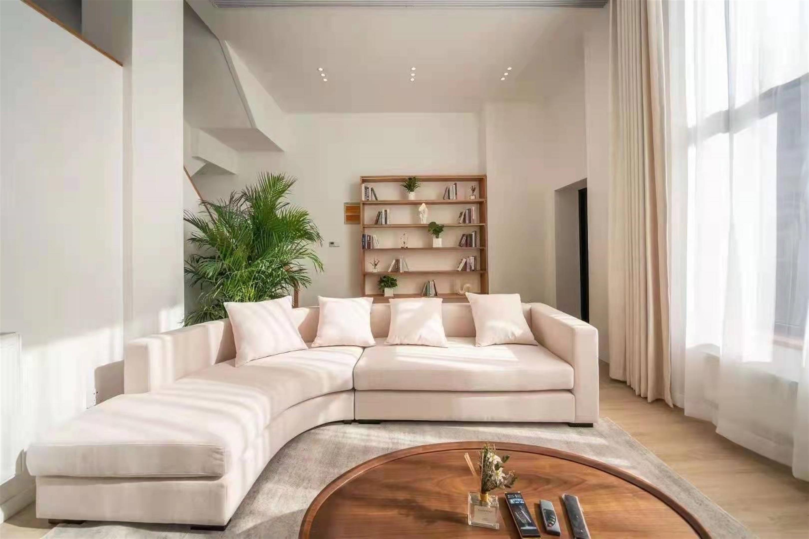 Modern Furnishings Affordable Modern 4-floor 4BR House for Rent in Qingpu Shanghai