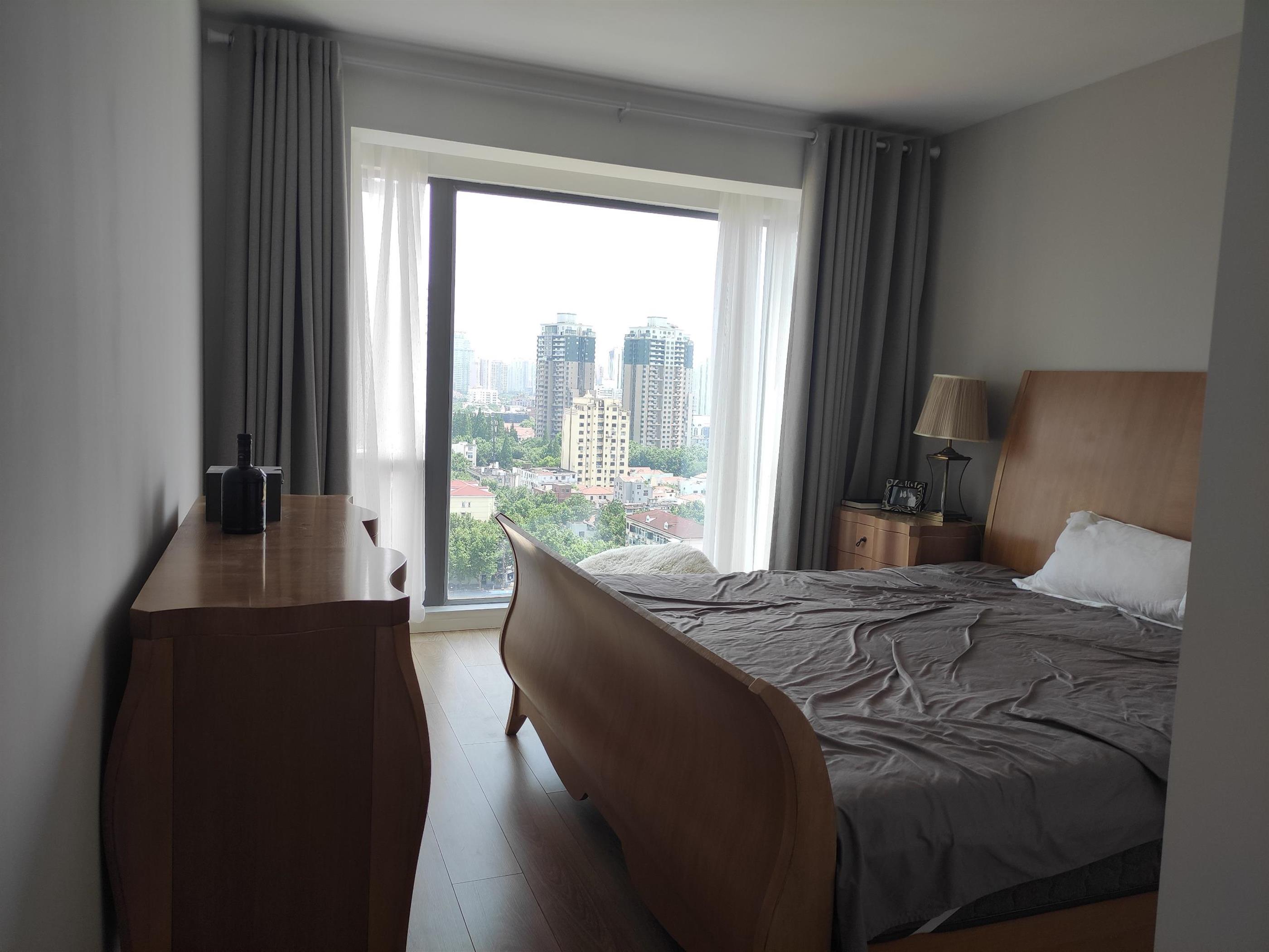 open view Fantastic 3BR Summit Apt for Rent in Downtown FFC Shanghai