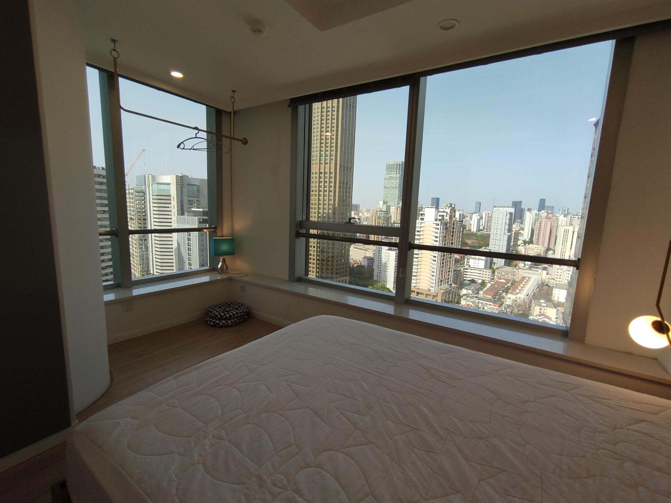 open views Convenient Short+Long-term 1BR for Rent in Nanjing W Rd Shanghai