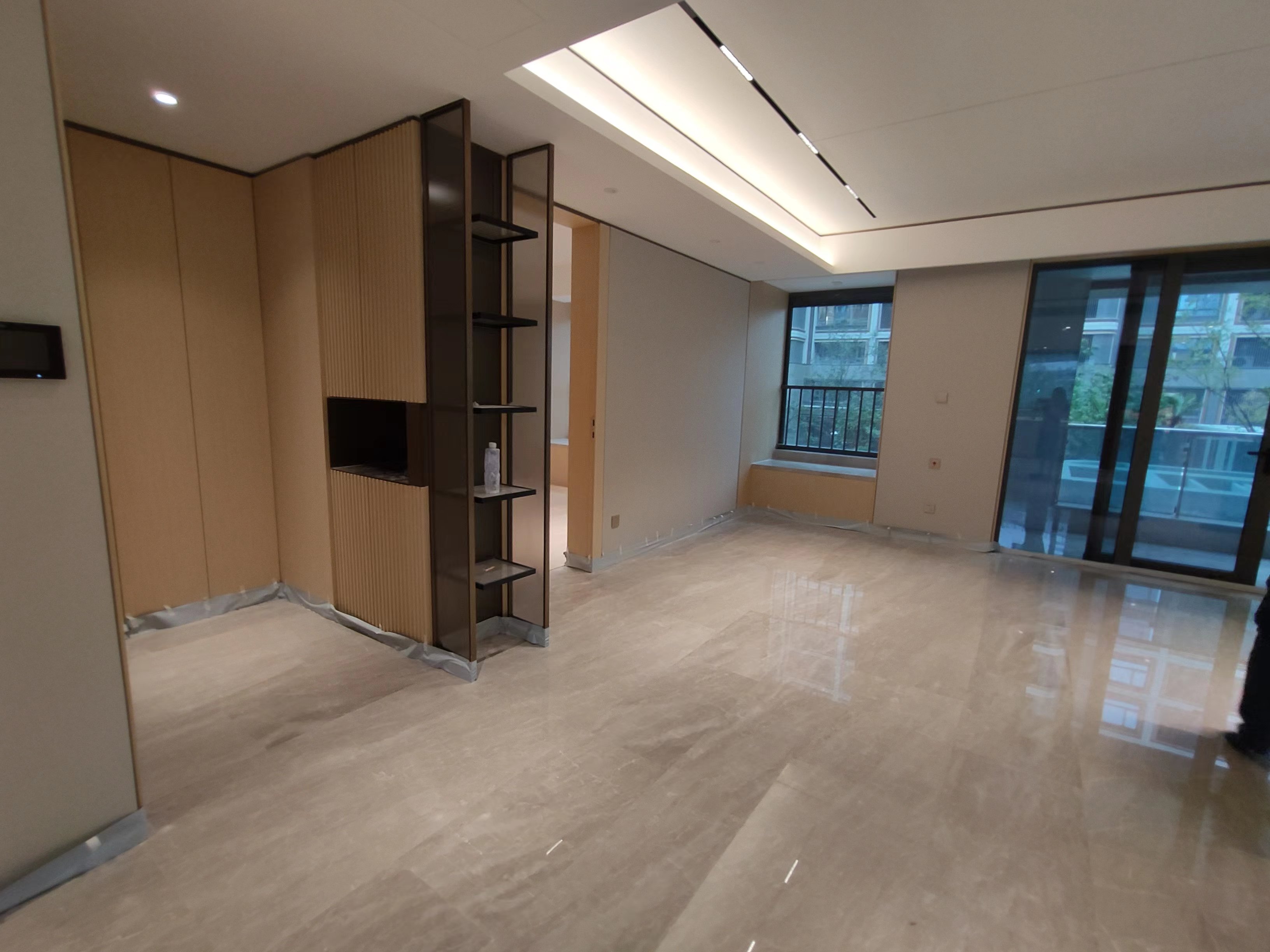 pretty floors Brand-new High-end 3BR Riverside Apartment for Rent near Shanghai’s Lujiazui