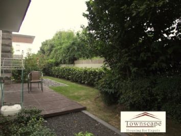 picture 2 Lakeside Villa 340 sqm 4bdr Big garden terrace basement