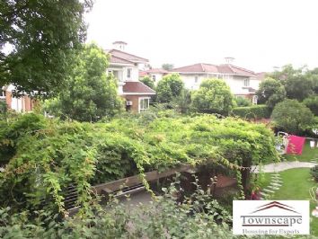 picture 7 Xi jiao Huacheng Villa 300sqm 4bdr 3 bth and Huge garden