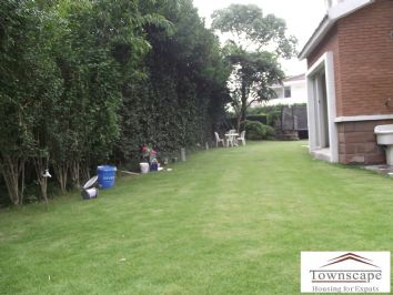 picture 9 Xi jiao Huacheng Villa 300sqm 4bdr 3 bth and Huge garden