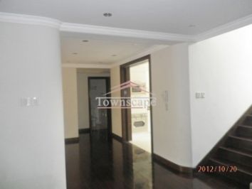 picture 3 Large Villa w Floor Heating and Garden in Honqiao Golf Villa