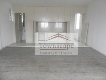 picture 3 Unfurnished Bright 100sqm apt near metro line 10