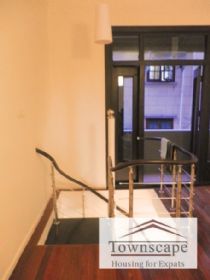 picture 4 Renovated apartment 2floors 70sqm 1bdr+openkitchen in FC nea