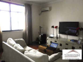 picture 2 80 sqm antique apartment on hengshan road