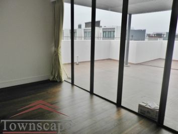 picture 5 Bright 3BR townhouse wth huge terrace and floor heating