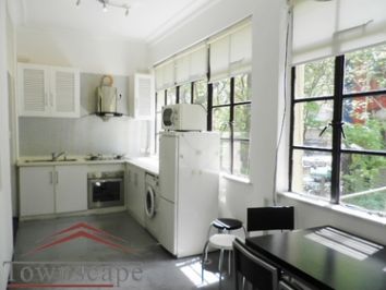 picture 3 Spacious and bright 1br 1miute from metro Shanxi road South