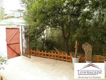 picture 7 House with 120 sqm garden near metro line 1