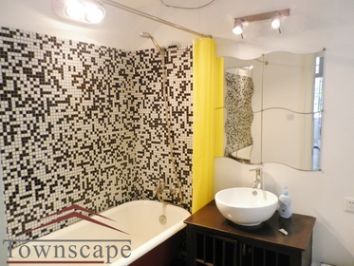 picture 5 Spacious and bright 1br 1miute from metro Shanxi road South