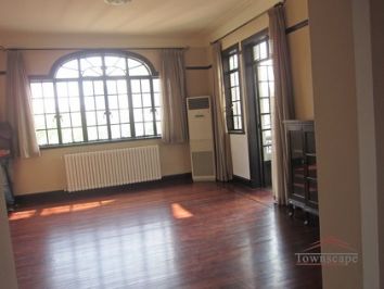 picture 1 Nice 1BR 85sqm lane house with balcony