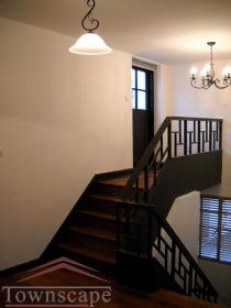 picture 3 Large attic and terrace newly renovated 3 bedroom lane house