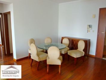 picture 6 Xintiandi, 3bed, 2bath, with balcony
