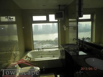 picture 5 Big 237sqm 3br apt with Bund river view