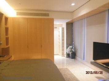 picture 4 Modern and luxurious 1br apartment with office
