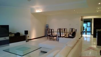 picture 2 289sqm luxury 4BR apt balcony Bundview in Shimao Riviera