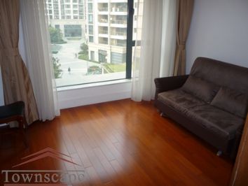 picture 1 Luxury style 2BR apt with balcony