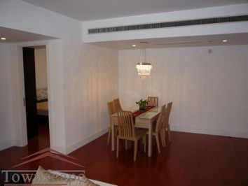 picture 3 Luxury style 2BR apt with balcony