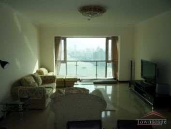 picture 2 2BR apt with clear river view