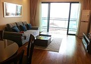 <b>Spacious and luxurious 3BR apt with balcony</b>