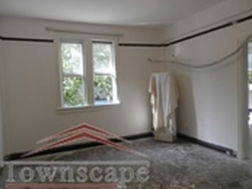 picture 2 Renovate large 3BR spacious apartment  Former French Concess