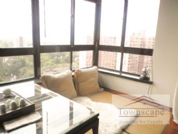 picture 1 Modern apartment near huashan road close to line 2