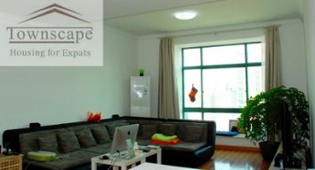 picture 1 Superb 4bedroom duplex apartment near People Square