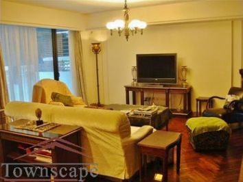 picture 7 Spacious bright 3BR City Condo near international schools