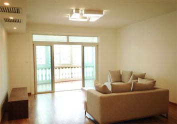 picture 4 Spacious apartment with balcony and floor heating