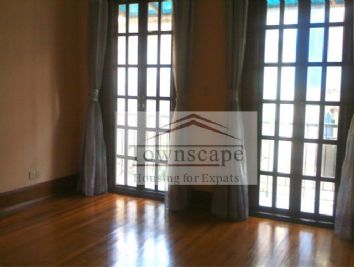 picture 2 a beautiful lane house 130sqm 2bwith balcony near metro line