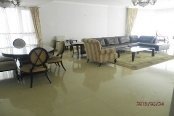 picture 3 4br large modern apartment overlooking the river