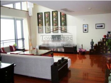 picture 3 The Summit Duplex 350sqm 4 bdr in FC near metro line 1