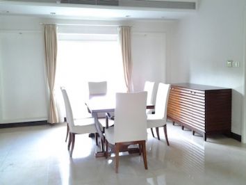 picture 2 Very big and bright 3br apartment with terrace