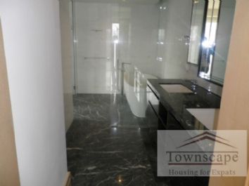 picture 4 1 Xinhua Rd apartment 280sqm 4bdr close to line 10