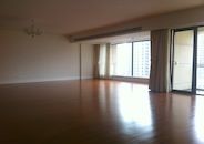 Luxurious 4br spacious apartment with garden view