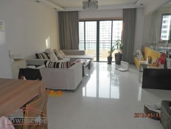 apartment for rent Spacious 4BR apt with floor heating