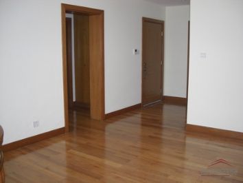 picture 4 4BR duplex apt with brand new furniture