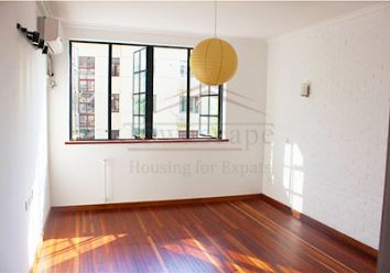 picture 2 Modern 3BR apartment near metro line 10