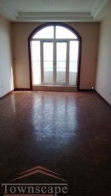 picture 4 100sqm sunny terrace house in green residential centre