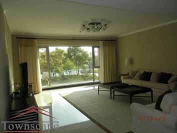 picture 1 3BR apt with beautiful 70sqm terrace